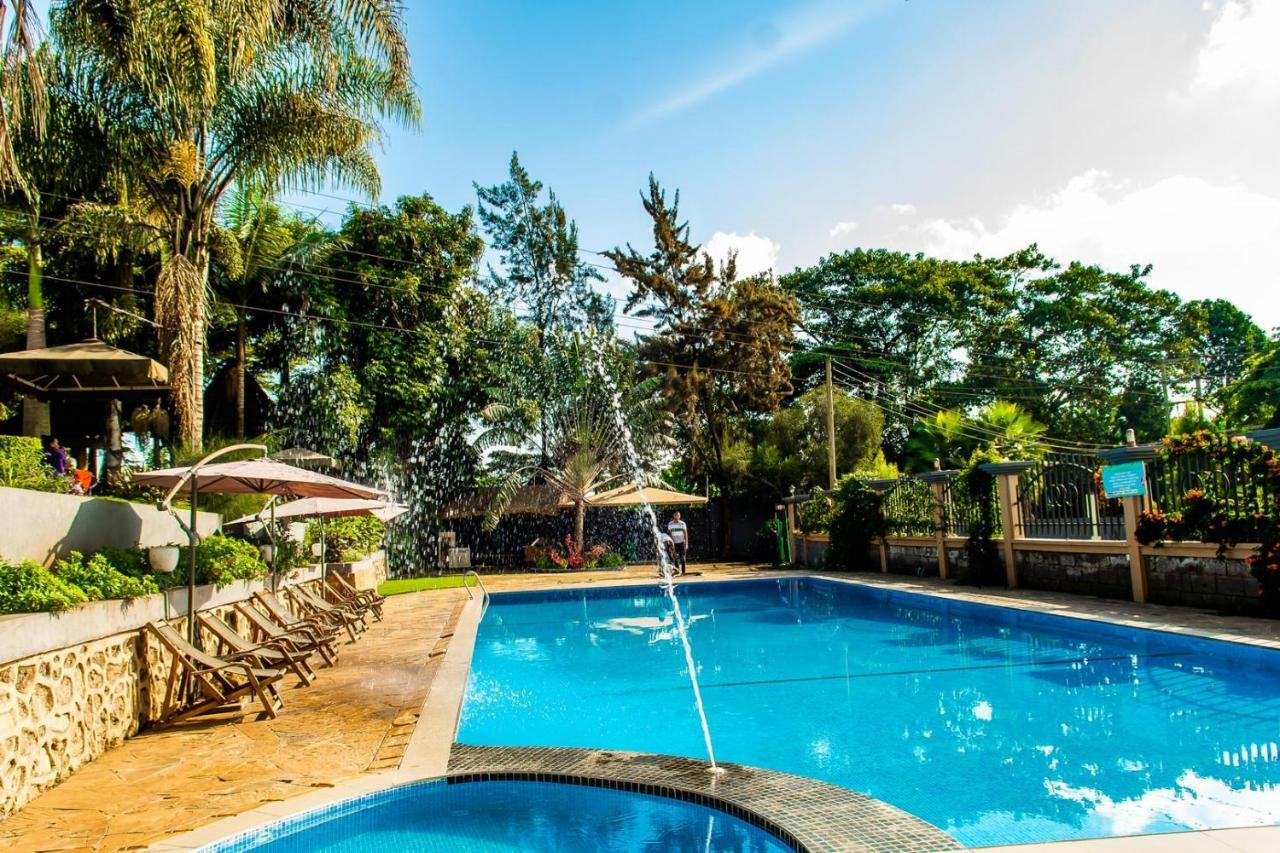 Nejobugg Palace Hotel Nkoanrua Exteriér fotografie